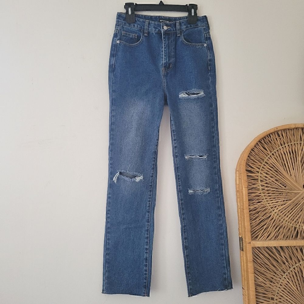PrettyLittleThing Ripped Long Leg Straight Jeans Blue NWT 2
